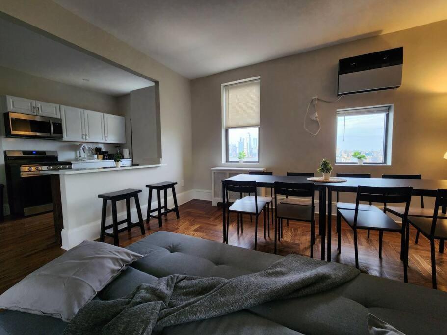Апартаменти Elegant 2 Bed Gem! Mins From Nyc Юніон-Сіті Екстер'єр фото