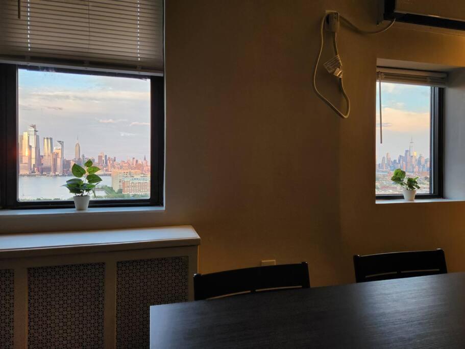 Апартаменти Elegant 2 Bed Gem! Mins From Nyc Юніон-Сіті Екстер'єр фото